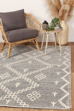 Load image into Gallery viewer, Goa Aztec Wool Blend Cream Rug (No Tassel)