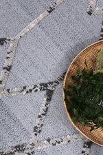 Load image into Gallery viewer, Ares Meliac Geomteric Grey and Taupe Rug

