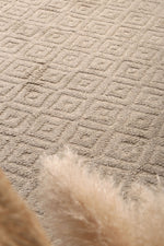 Load image into Gallery viewer, Goa Diamond Wool Blend Ash Rug

