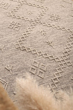 Load image into Gallery viewer, Goa Aztec Wool Blend Ash Rug (No Tassel)
