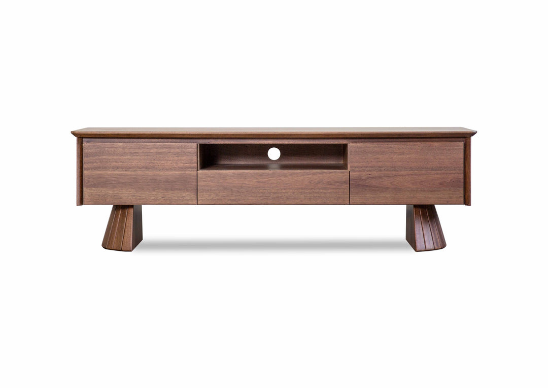 Lincoln Entertainment Unit