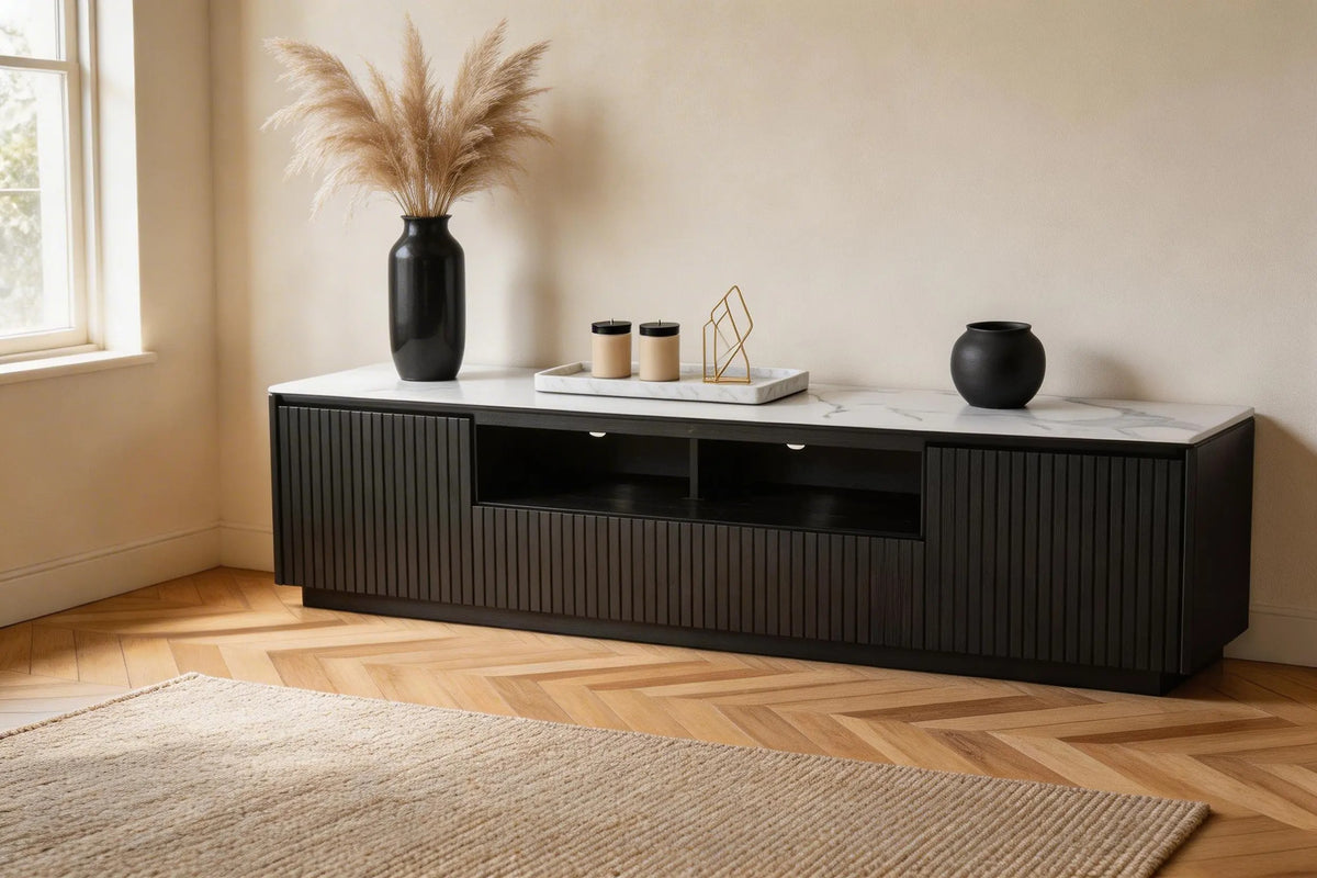 Monaco Entertainment Unit